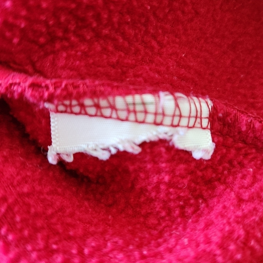 90s Red Sweatshirt Tradition - Picture 9 of 9